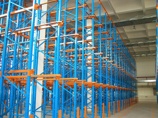Ατσάλι Q235 Drive In Pallet Racking Προσαρμοσμένο βιομηχανικό ράφι