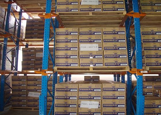 5000 mm Μεγάλος όγκος οδήγησης σε ράφια παλέτας που τυλίγονται κρύα για αποθήκη