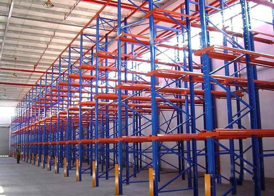 Ατσάλι Q235 Drive In Pallet Racking Προσαρμοσμένο βιομηχανικό ράφι