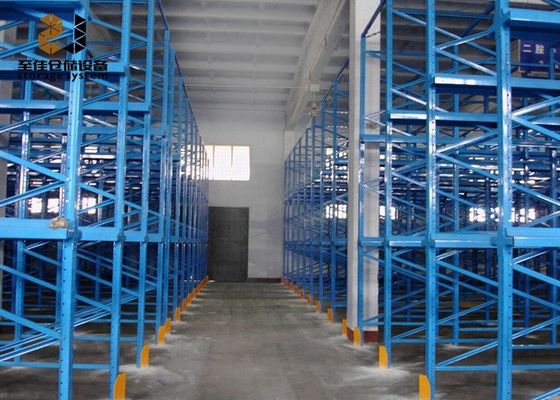 Ασφαλής οδήγηση σε ράφια παλέτας / ράφια βαρέων αποθεμάτων