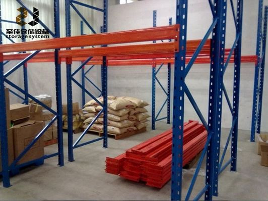 Συγκεντρώστε / συγκολλημένα μεταλλικά ράφια αποθήκευσης βαρέων βαρών μέγιστο βάρος 4500 kg ανά επίπεδο