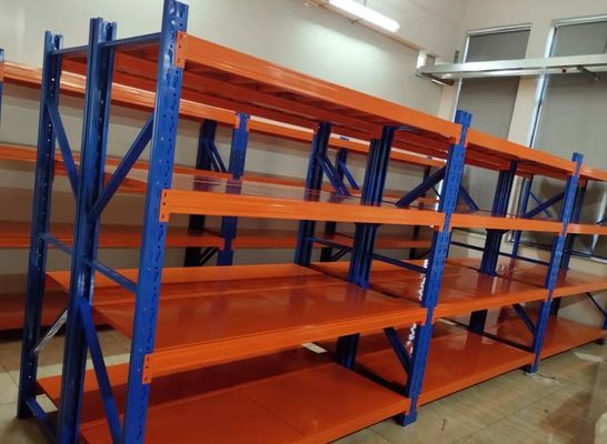 100-200kg Super Light Duty Smooth Steel Storage Rack Προσαρμόσιμο στρώμα 2-8
